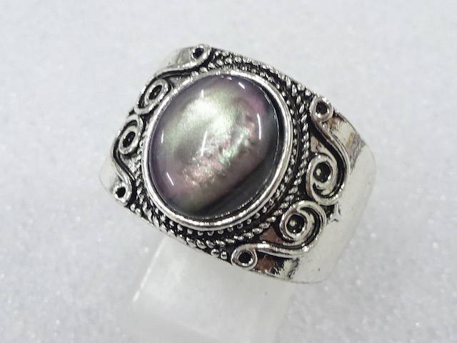 色石　指輪(28号)